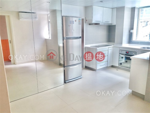 Charming 3 bedroom with racecourse views & balcony | For Sale | Blue Pool Mansion 藍塘大廈 _0