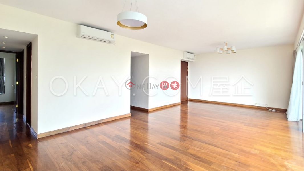 Luxurious 4 bedroom with balcony | Rental | ONE BEACON HILL PHASE4 畢架山一號4期 Rental Listings