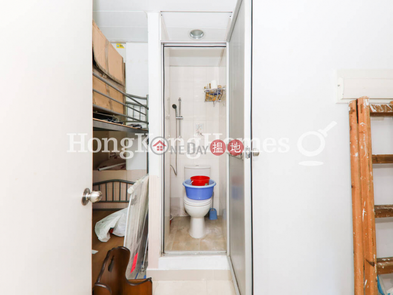 Property Search Hong Kong | OneDay | Residential | Rental Listings | 3 Bedroom Family Unit for Rent at 18-22 Crown Terrace