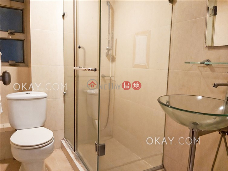 Efficient 3 bedroom with parking | For Sale | Block A Grandview Tower 慧景臺A座 Sales Listings