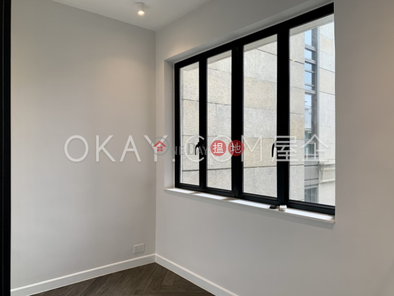 Lovely 2 bedroom on high floor | Rental, South Mansions 南賓大廈 Rental Listings | Central District (OKAY-R30617)