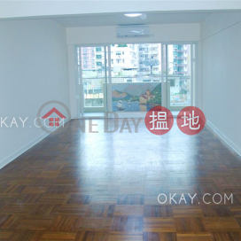 Efficient 4 bedroom with balcony & parking | Rental