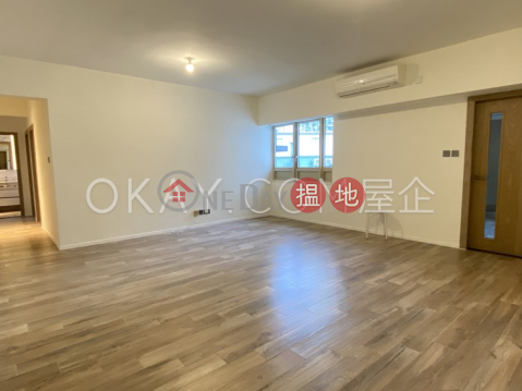 Charming 2 bedroom in Mid-levels Central | Rental | St. Joan Court 勝宗大廈 _0