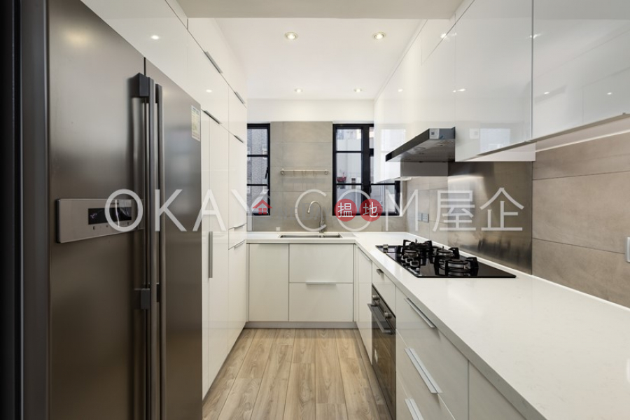 Property Search Hong Kong | OneDay | Residential, Sales Listings, Efficient 2 bedroom on high floor with parking | For Sale