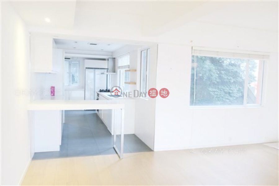 HK$ 56.8M | Hong Kong Garden Western District | Efficient 3 bedroom with balcony & parking | For Sale