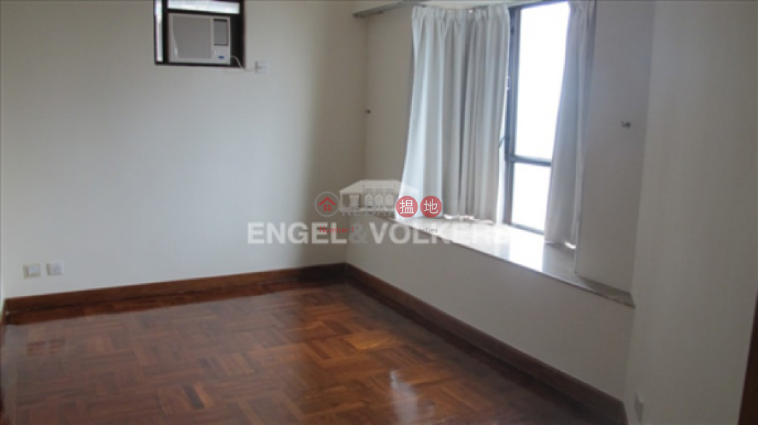 HK$ 25M | Seymour Place, Central District, 3 Bedroom Family Flat for Sale in Central Mid Levels