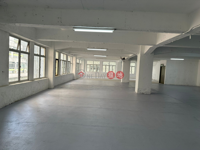 Tsuen Wan Wah Lung Industrial Building: The best selling price for whole building, clean and newly decorated, available for both rent and sale | Wah Lung Industrial Building 華隆工業大廈 Sales Listings