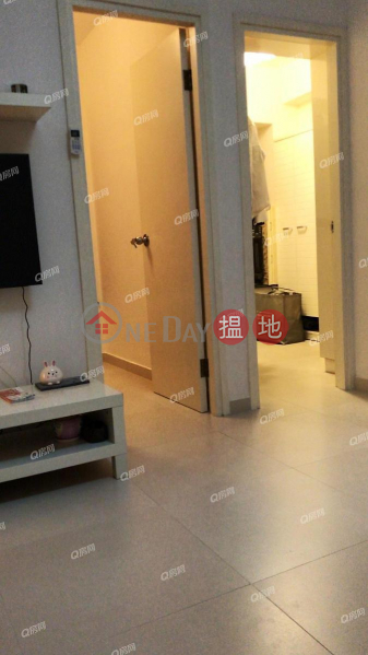 Yanville | 2 bedroom Mid Floor Flat for Rent 8 Tai Yuen Street | Wan Chai District | Hong Kong, Rental HK$ 17,000/ month