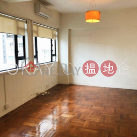 Lovely 3 bedroom on high floor with rooftop | Rental | 28-30 Village Road 山村道28-30號 _0