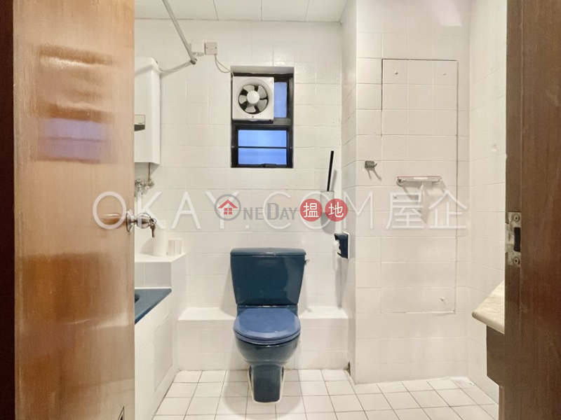 HK$ 21M, Albron Court Central District, Efficient 3 bedroom with balcony | For Sale