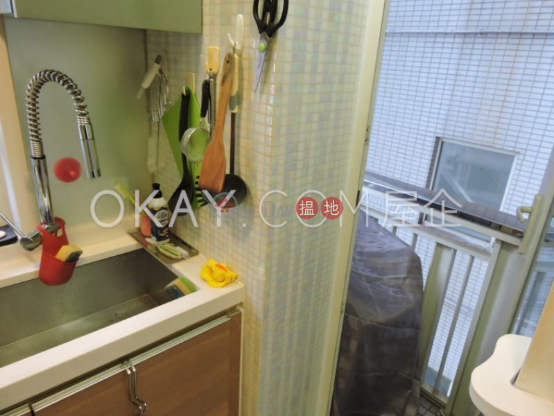 HK$ 38,000/ month Centrestage | Central District Gorgeous 2 bedroom on high floor with balcony | Rental