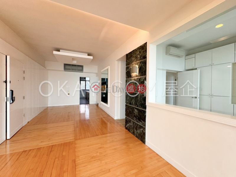 HK$ 70,000/ month Tower 2 37 Repulse Bay Road, Southern District | Luxurious 3 bedroom with sea views, balcony | Rental