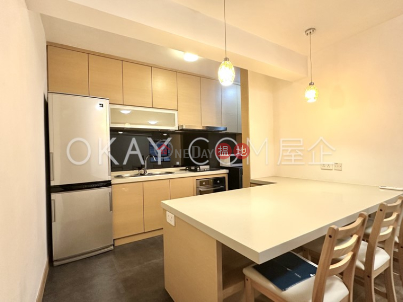 HK$ 30,000/ month, Corona Tower Central District, Generous 1 bedroom on high floor | Rental