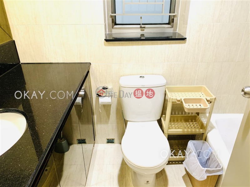 HK$ 38,000/ month, Sorrento Phase 1 Block 6 Yau Tsim Mong, Popular 3 bedroom on high floor | Rental