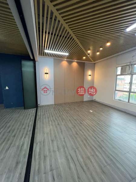 香港搵樓|租樓|二手盤|買樓| 搵地 | 工業大廈出租樓盤|有裝修, 高樓底, 獨立廁, 全包價, 近地鐵, 即交吉