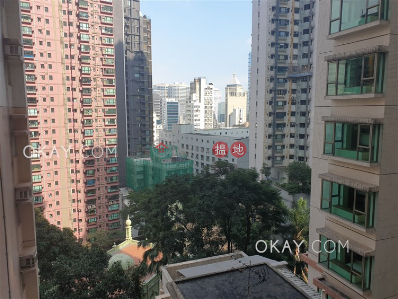 Stylish 3 bedroom in Mid-levels West | Rental, 17-27 Mosque Junction | Western District Hong Kong, Rental, HK$ 27,000/ month