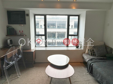 Generous 1 bedroom in Sheung Wan | For Sale | Dawning Height 匡景居 _0