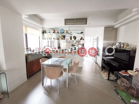 3 Bedroom Family Unit at 2 Wang Tak Street | For Sale | 2 Wang Tak Street 宏德街2號 _0