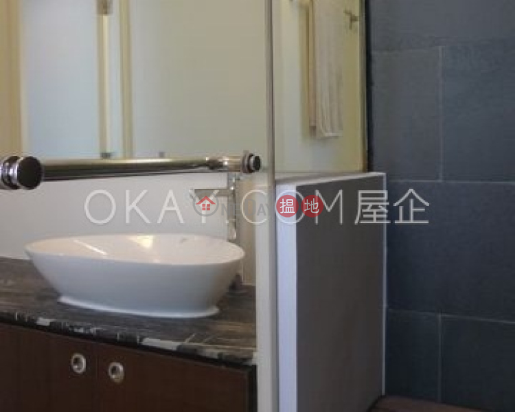 Nicely kept 2 bedroom on high floor with rooftop | For Sale | CNT Bisney 美琳園 Sales Listings