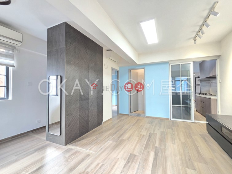 Lovely 1 bedroom in Sai Ying Pun | Rental | General Building 正豐大廈 Rental Listings