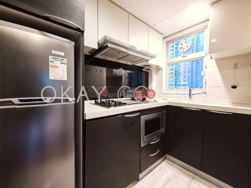 Intimate 2 bedroom with balcony | Rental, Centre Place 匯賢居 Rental Listings | Western District (OKAY-R7059)