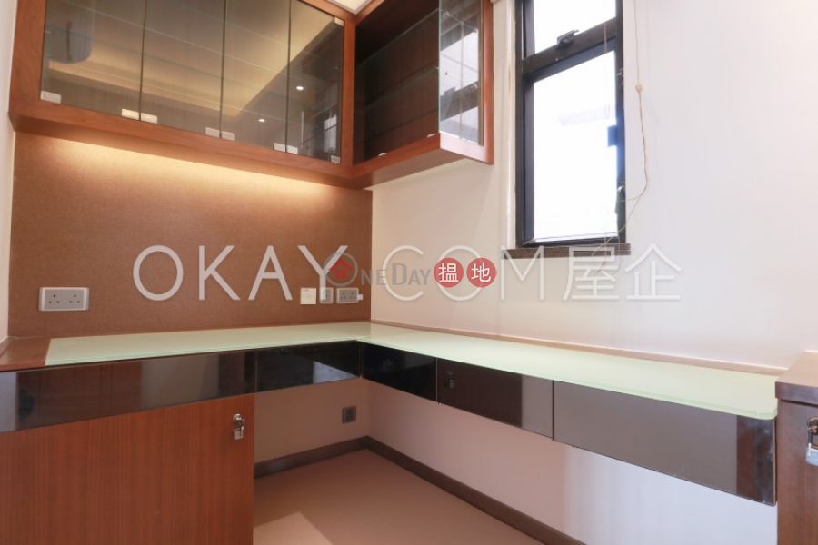 HK$ 58,000/ month The Beachside | Southern District Lovely 2 bedroom on high floor with rooftop & parking | Rental