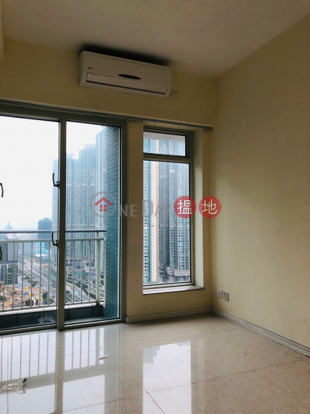 Property Search Hong Kong | OneDay | Residential Rental Listings | High floor, Garden view, Southward, 2 bedrooms, No commission