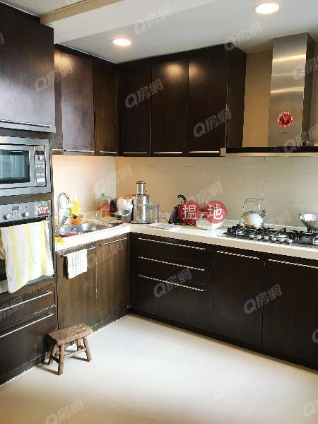Property Search Hong Kong | OneDay | Residential, Rental Listings Albany Court | 3 bedroom Mid Floor Flat for Rent