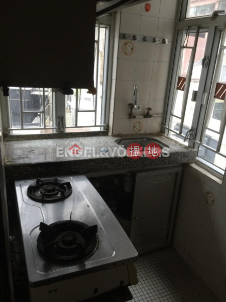2 Bedroom Flat for Sale in Soho, Ying Pont Building 英邦大廈 Sales Listings | Central District (EVHK88285)