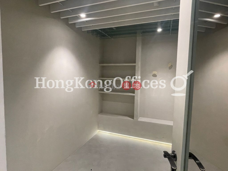 THE MOOD LYNDHURST 服務式住宅舖位單位出租-38-42擺花街 | 中區香港|出租-HK$ 77,996/ 月