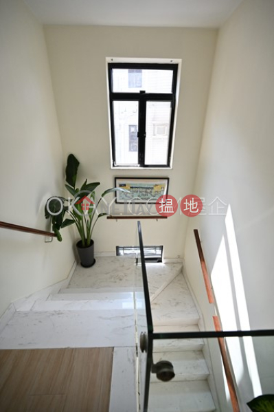 HK$ 12M Nam Wai Village Sai Kung Gorgeous house with terrace & balcony | For Sale