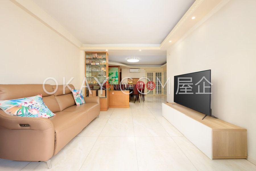 Charming 3 bedroom on high floor with rooftop & balcony | For Sale | May King Court 美景閣 Sales Listings