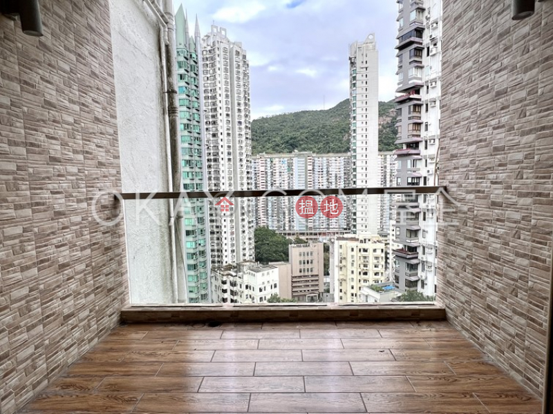 香港搵樓|租樓|二手盤|買樓| 搵地 | 住宅出租樓盤3房2廁,連車位,露台偉景大廈出租單位