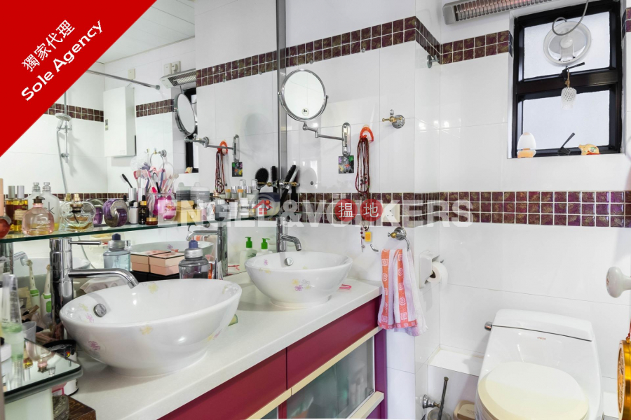 3 Bedroom Family Flat for Sale in Soho, Albron Court 豐樂閣 Sales Listings | Central District (EVHK92210)