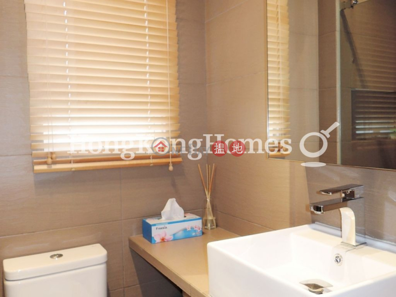 Property Search Hong Kong | OneDay | Residential | Sales Listings | 2 Bedroom Unit at Lai King Court | For Sale