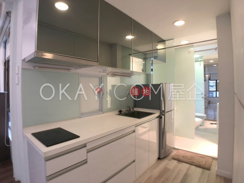 Property Search Hong Kong | OneDay | Residential Sales Listings, Luxurious 2 bedroom on high floor with rooftop | For Sale