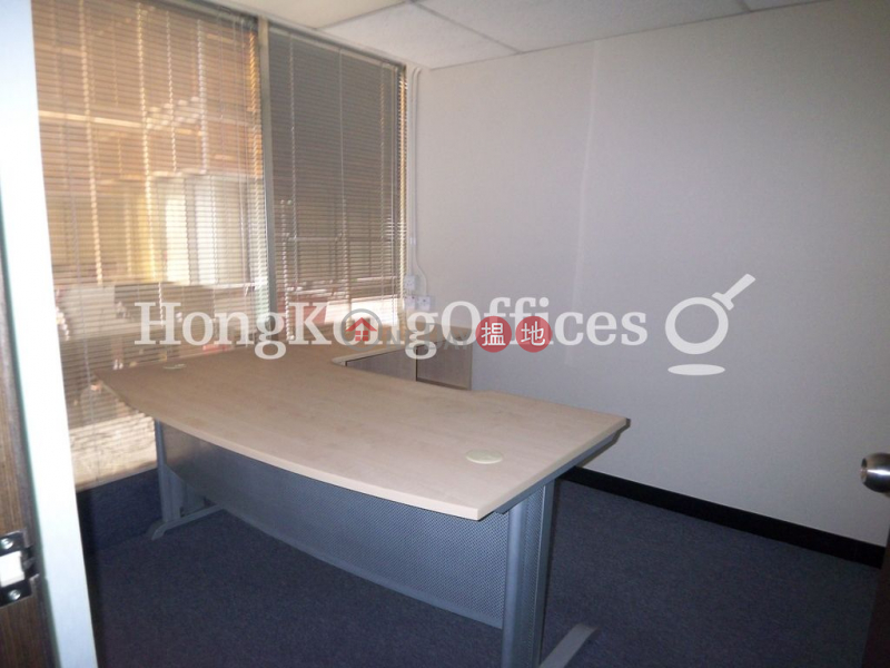 中港城 第3期-中層-寫字樓/工商樓盤|出租樓盤HK$ 30,900/ 月