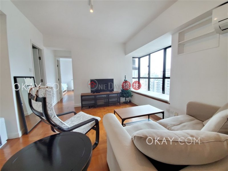 HK$ 42,000/ month, Scenic Rise | Western District | Unique 2 bedroom on high floor with sea views | Rental