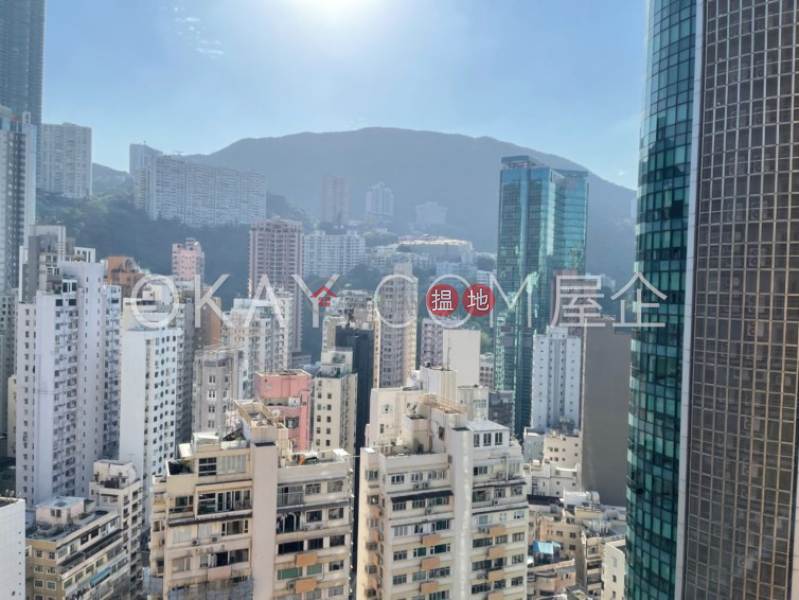 HK$ 51,000/ month | San Francisco Towers Wan Chai District, Efficient 3 bed on high floor with balcony & parking | Rental