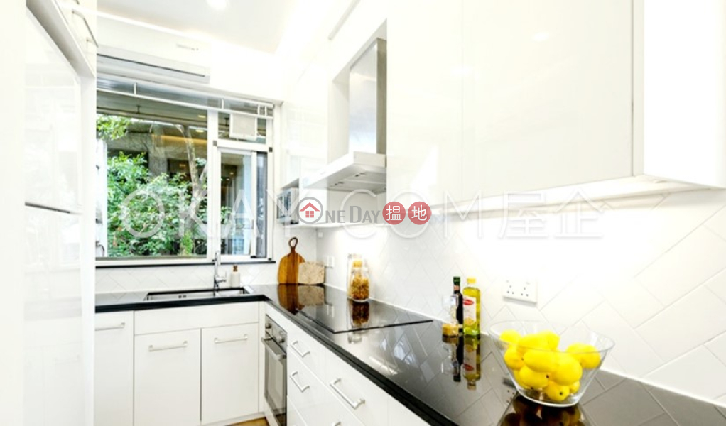 Lovely 2 bedroom with rooftop & balcony | For Sale | 42 MacDonnell Road | Central District | Hong Kong Sales HK$ 17.95M