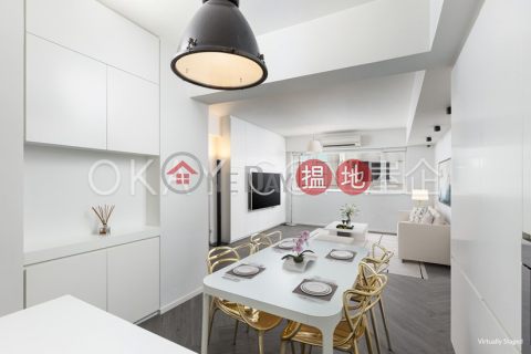 Nicely kept 2 bedroom in Mid-levels West | For Sale | 42 Robinson Road 羅便臣道42號 _0