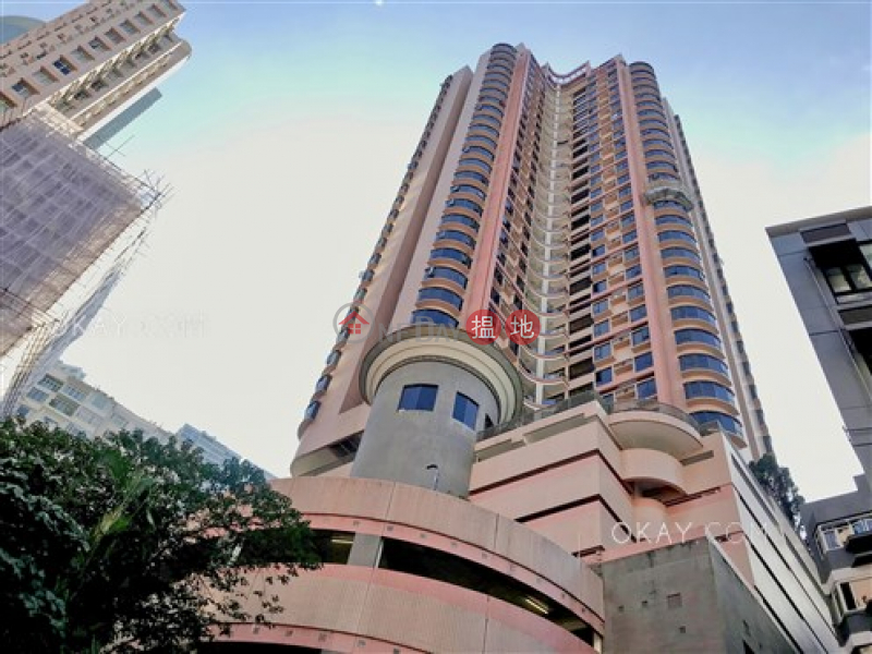 HK$ 47,000/ month Celeste Court Wan Chai District | Gorgeous 3 bedroom with balcony | Rental
