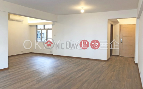 Elegant 3 bedroom on high floor with balcony & parking | Rental | Perth Apartments 巴富洋樓 _0