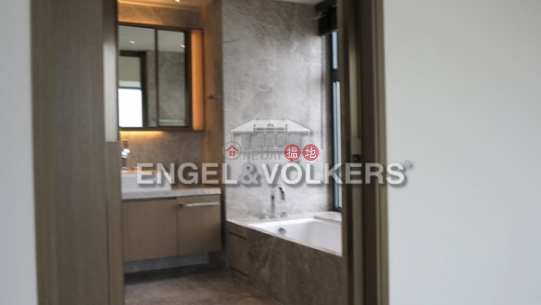 HK$ 100,000/ month | Azura, Western District | 3 Bedroom Family Flat for Rent in Mid Levels West
