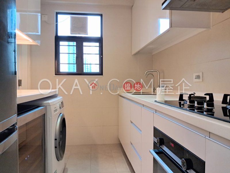 HK$ 25M | Flora Garden Block 3 Wan Chai District Luxurious 3 bedroom with balcony | For Sale