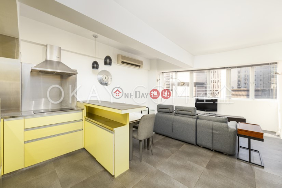 HK$ 12M, Kai Fung Mansion (Building) | Western District, Lovely 1 bedroom on high floor | For Sale