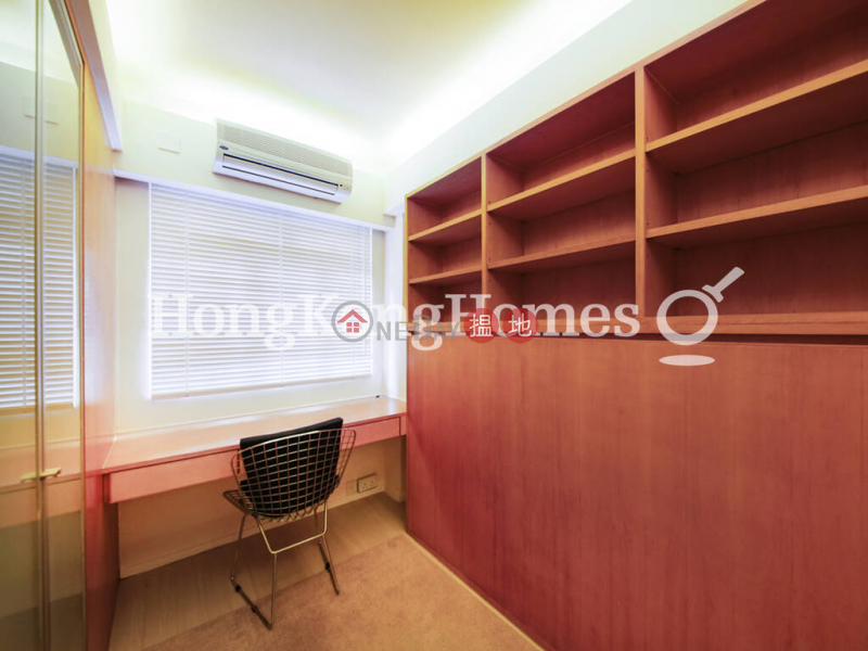 2 Bedroom Unit for Rent at Tai Ping Mansion 208-214 Hollywood Road | Central District Hong Kong | Rental HK$ 24,000/ month