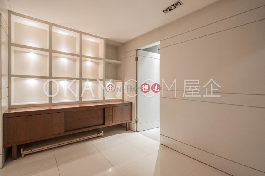 HK$ 85,000/ month | Wealthy Heights, Central District Efficient 3 bedroom with terrace & parking | Rental