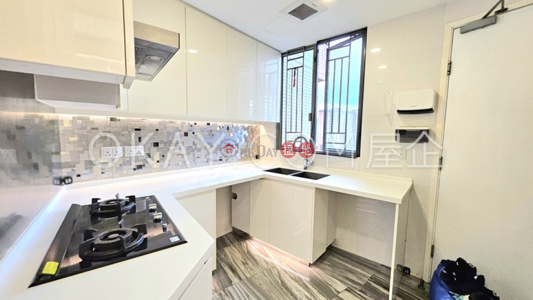 HK$ 25M Parc Palais Block 1-3, 6, 8-9 | Yau Tsim Mong Unique 3 bedroom with balcony | For Sale