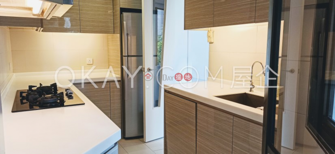 Property Search Hong Kong | OneDay | Residential Sales Listings | Exquisite 3 bedroom with parking | For Sale